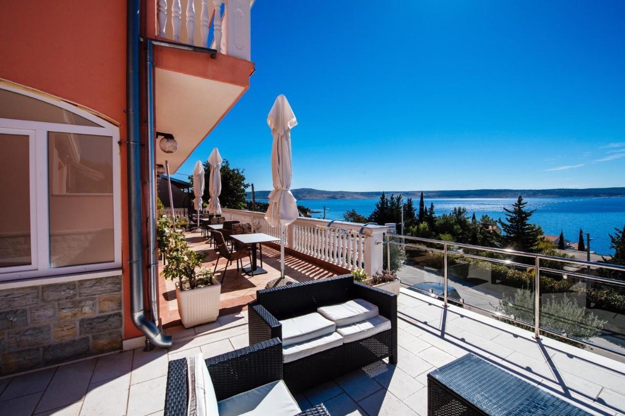 Apartments By The Sea Starigrad, Paklenica - 16421 Εξωτερικό φωτογραφία
